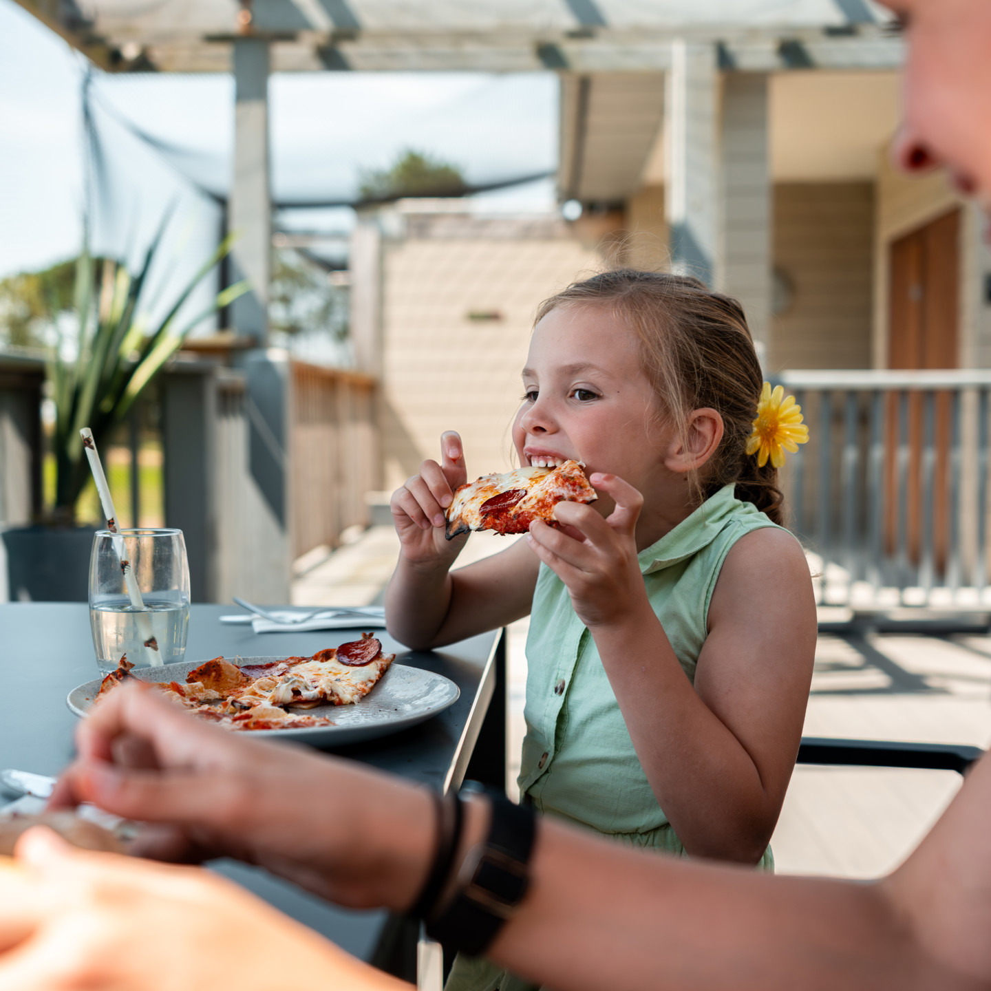 SSF LES ORMES FAMILY RESTAURANT 6