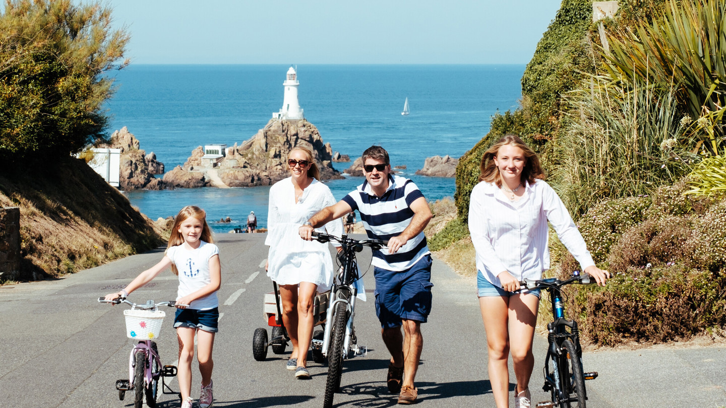 Visiting Corbiere Lighthouse by bike