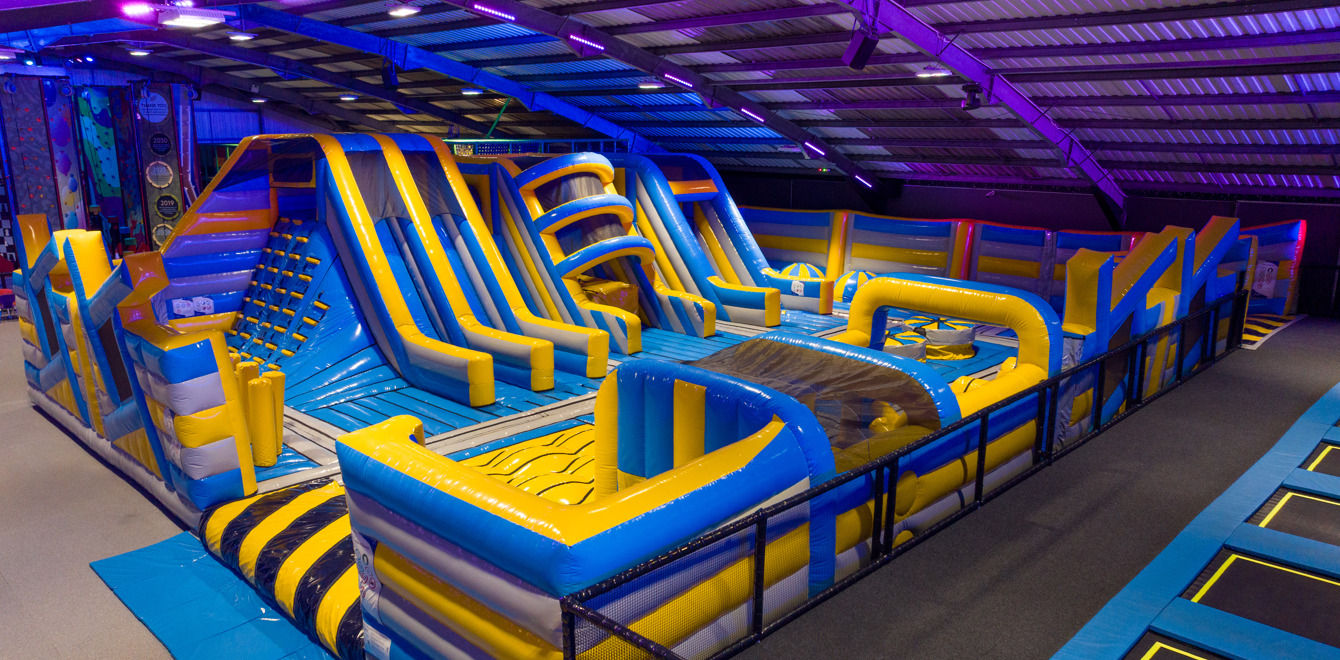 LES ORMES INFLATABLE ARENA STILLS 24