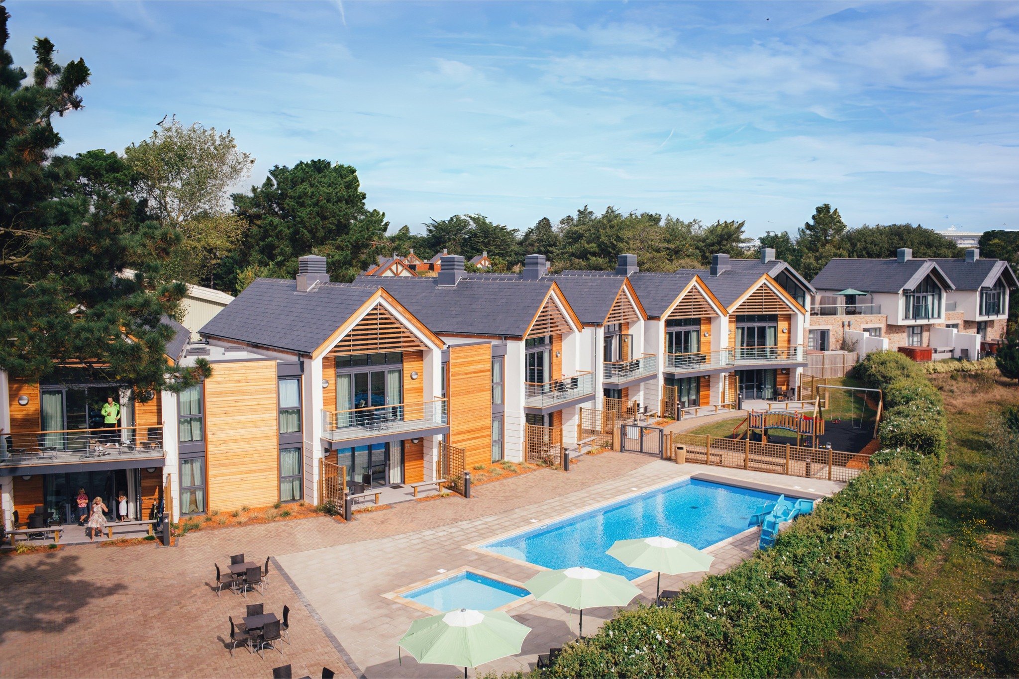 490296235 1631899397754079 2945990809428939397 N