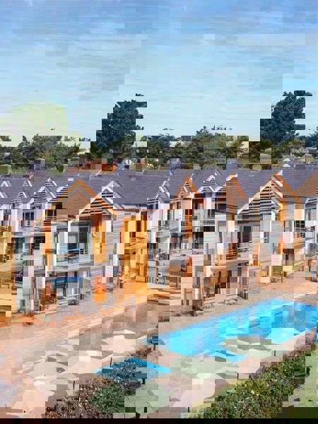 490296235 1631899397754079 2945990809428939397 N