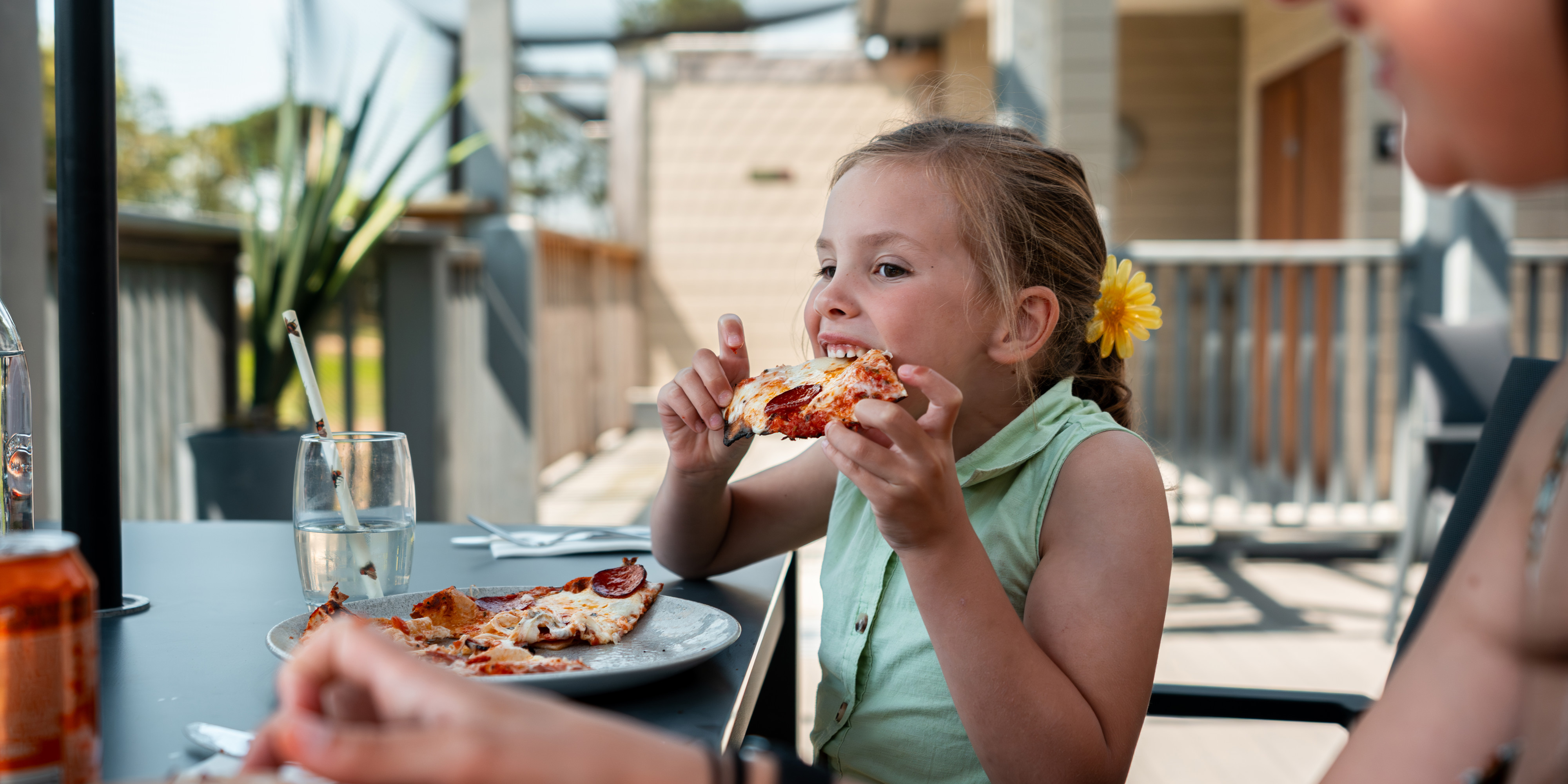 SSF LES ORMES FAMILY RESTAURANT 6