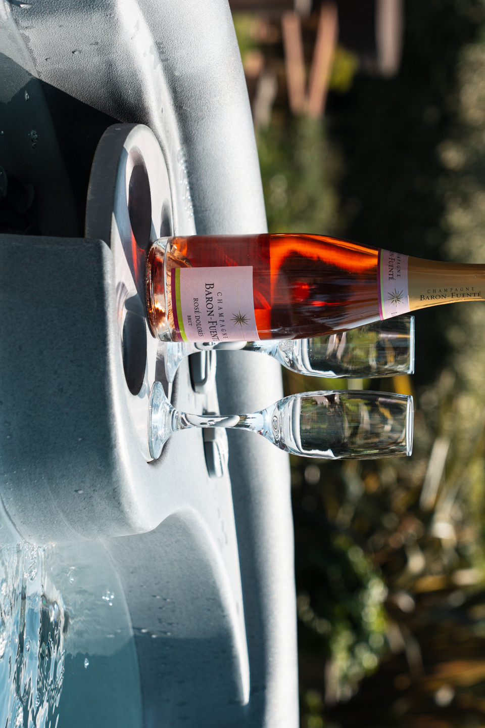 SSF LES ORMES HOT TUB CHAMPAGNE10