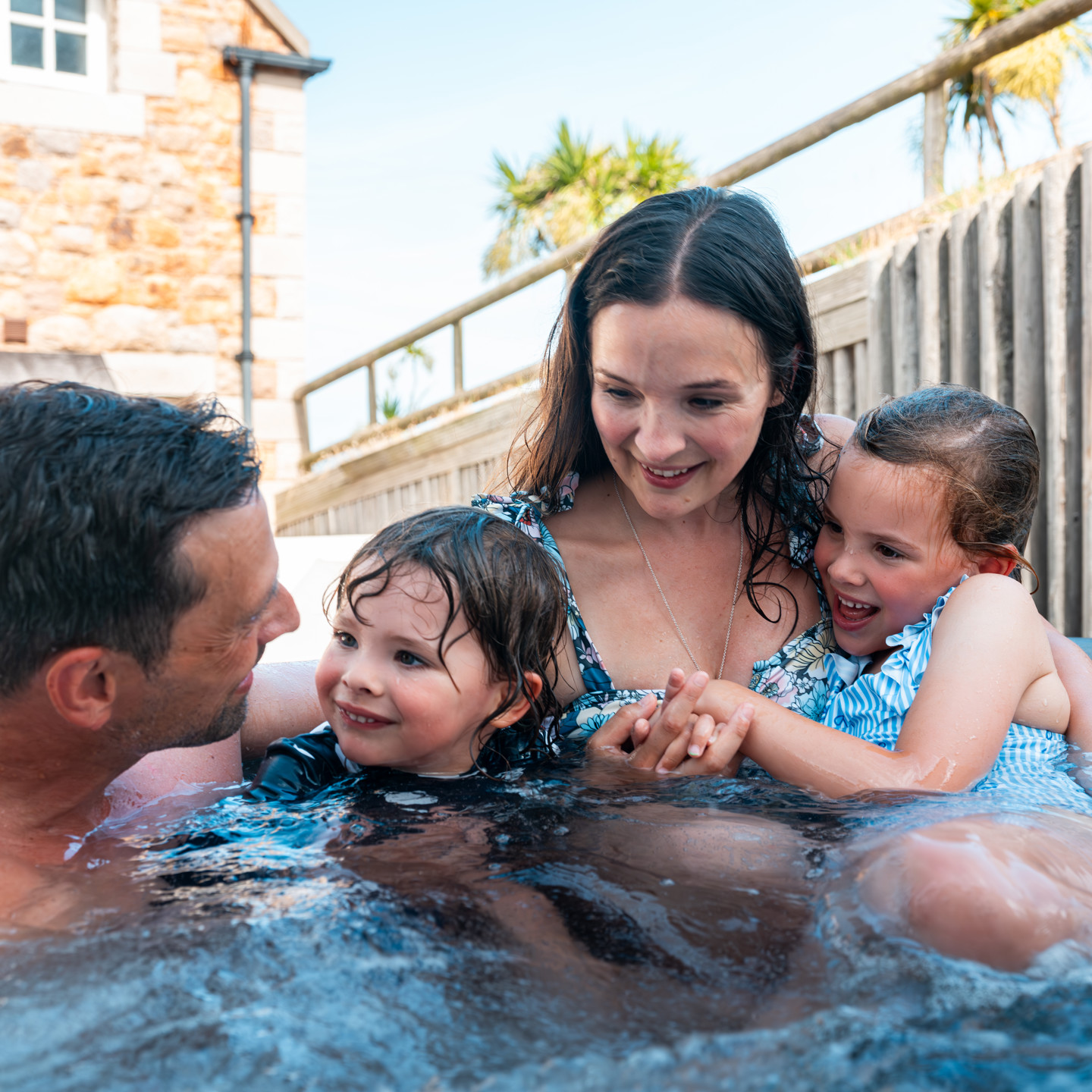 SSF LES ORMES FAMILY COASTAL HOT TUB 5