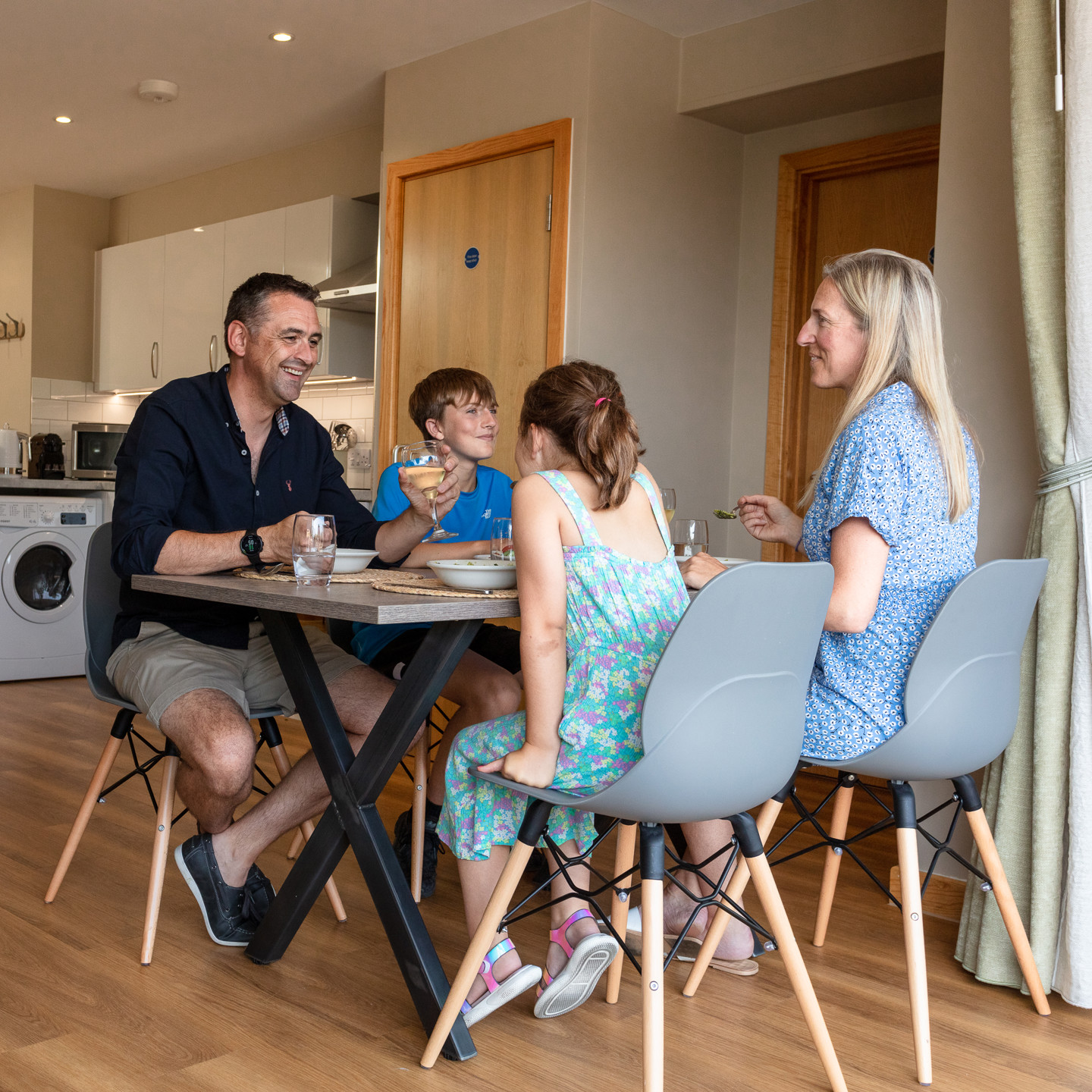 F0A4D7FB 48D1 40CC 8F9A 09F41FC544CE