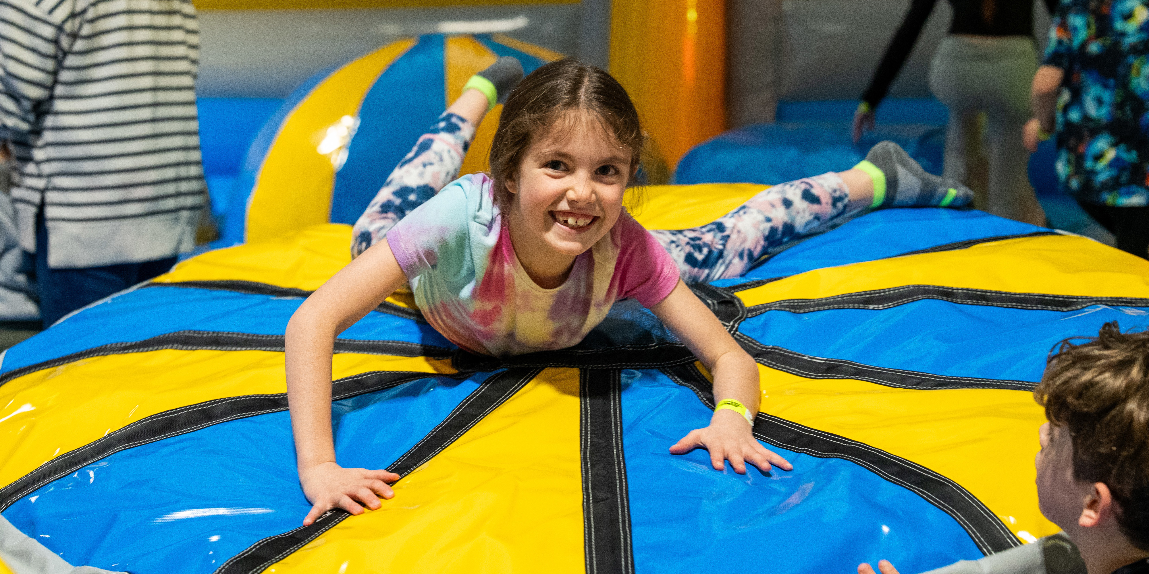 LES ORMES INFLATABLE ARENA STILLS 20