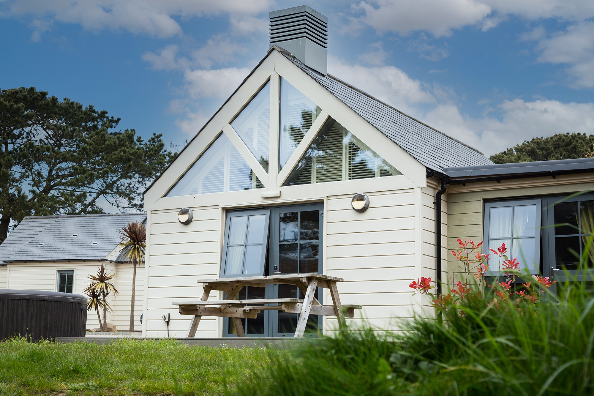 Les Ormes Jersey Self Catering With Pool Self Catering Holidays In