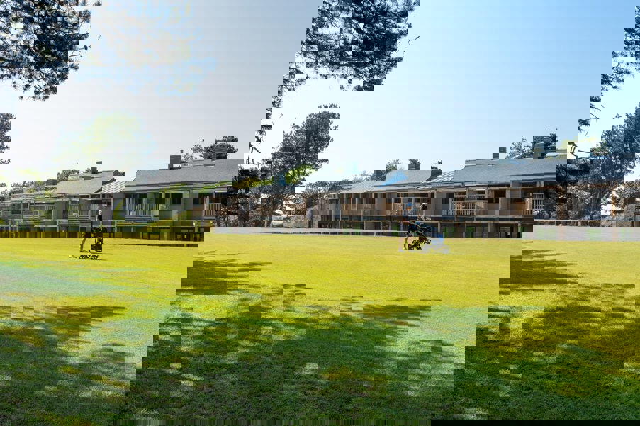 Golf View Apartments